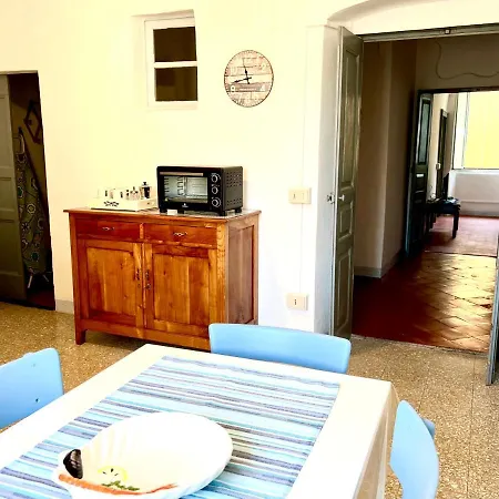 Antica Casa Ligure Giulia *