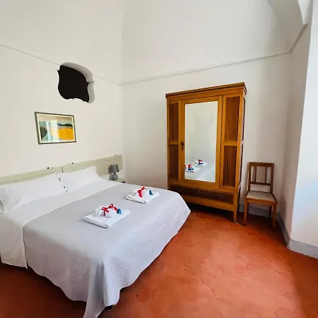 Antica Casa Ligure Giulia 펜션 산토스테파노알마레